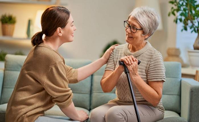 How Assisted Living Can Help Those with Alzheimers