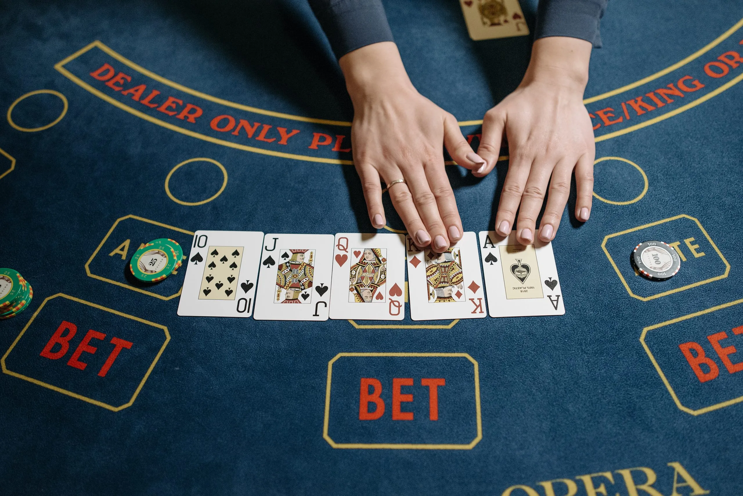 Debunking Online Casino Game Myths and Misconceptions